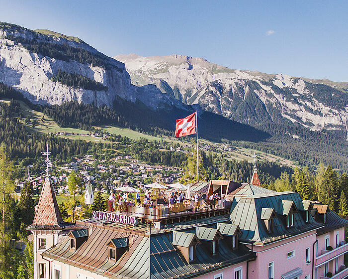 Gewinne ein Wochenende im Schweizerhof Flims für 2 Personen.