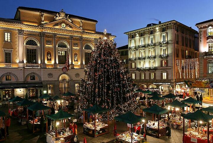 Weihnachten auf der Piazza in Lugano