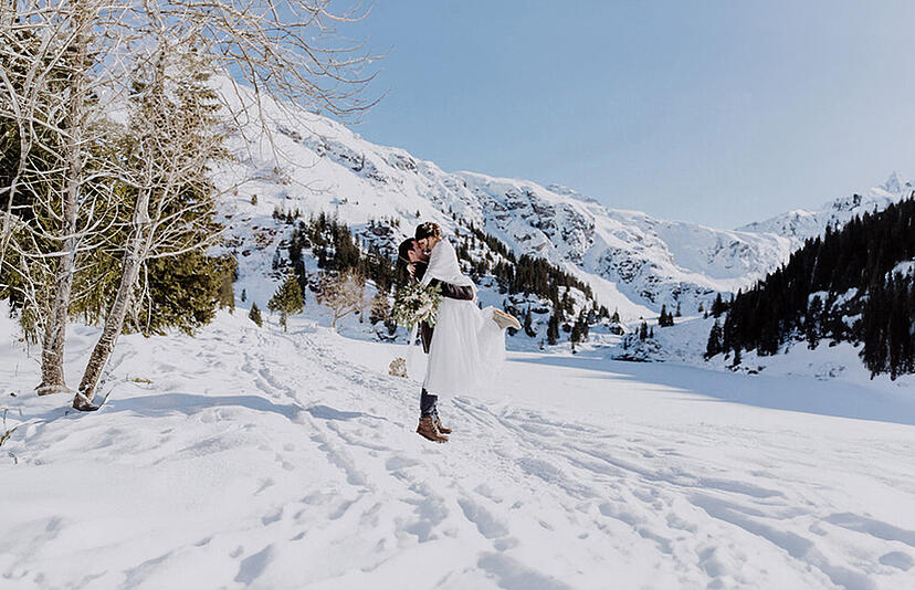 Winterlicher Hochzeitszauber in Graubünden